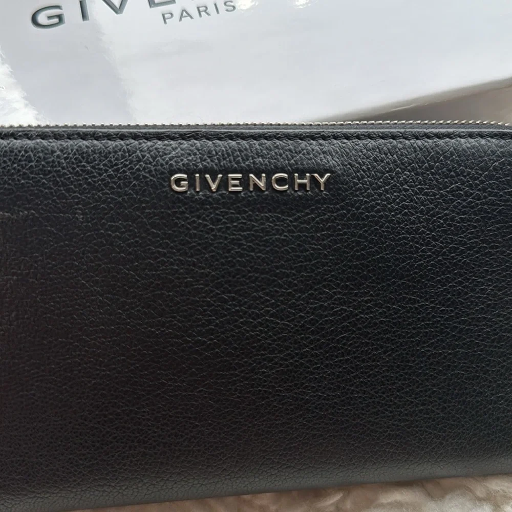 Givenchy Pandora Leather‎ Zip Wallet